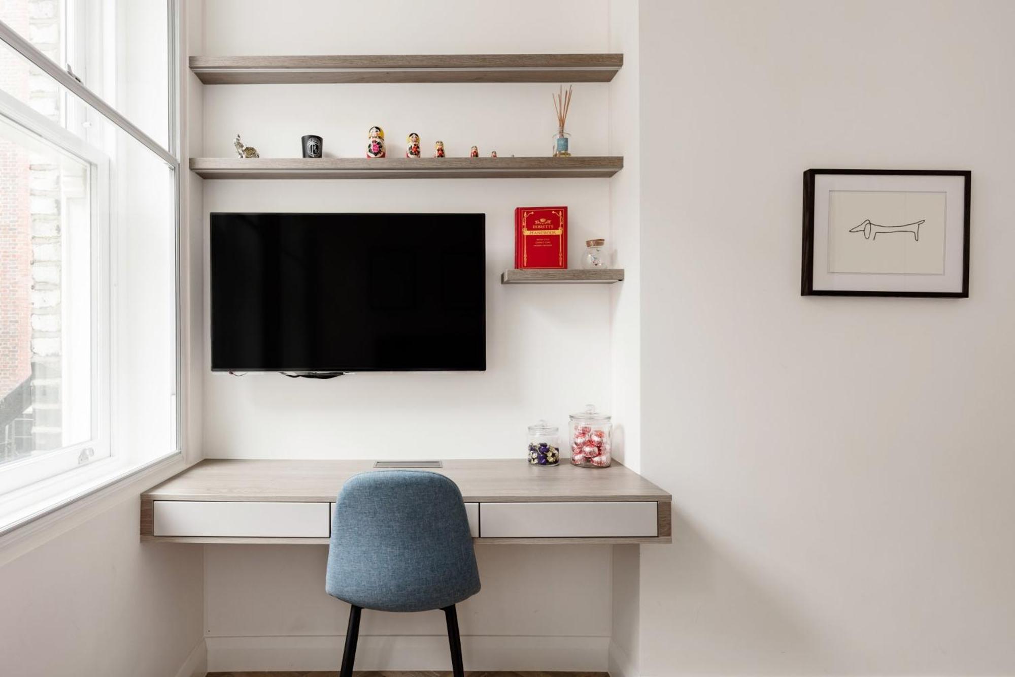 Modern Apartment & Rooms At Charing Cross Londres Exterior foto