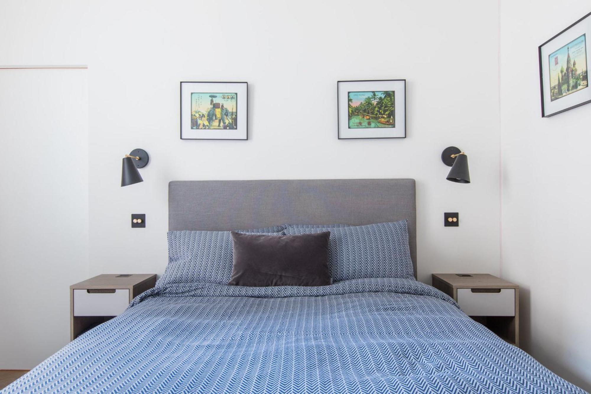 Modern Apartment & Rooms At Charing Cross Londres Exterior foto